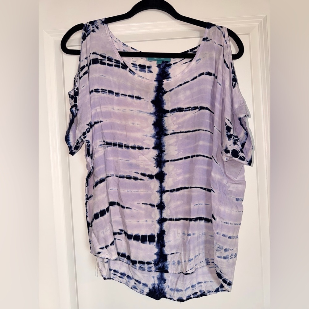 RIVER + SKY Women's Tie-Dye Cold Shoulder Top - Picture 2 of 7